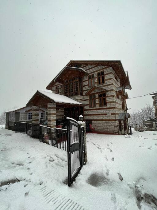 Aroma Taru Villa / Cottage ,Manali 外观 照片