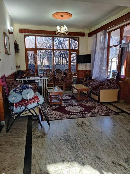 Aroma Taru Villa / Cottage ,Manali 外观 照片