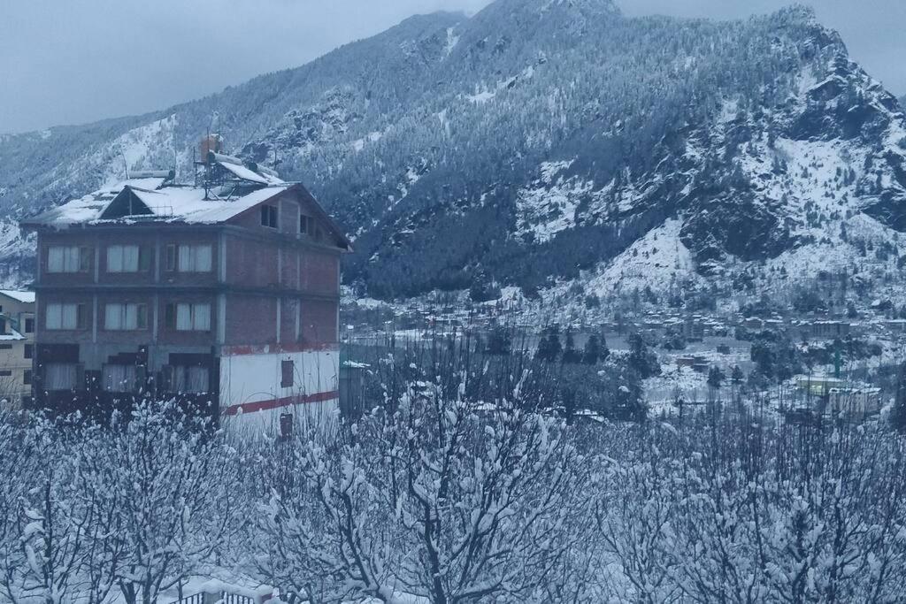 Aroma Taru Villa / Cottage ,Manali 外观 照片