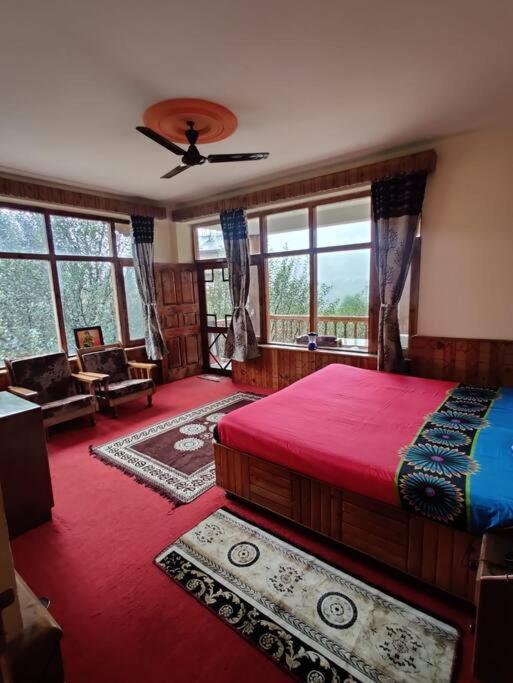 Aroma Taru Villa / Cottage ,Manali 外观 照片